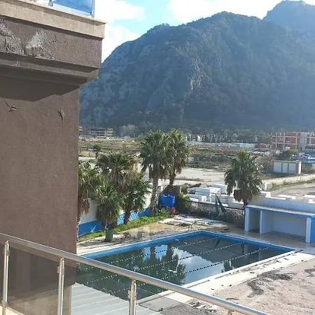 Gulerhotelkonyaalti מלון דירות אנטליה